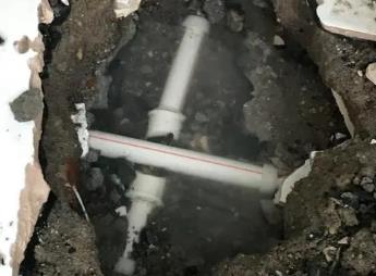长海阳台漏水维修公司为您分享楼上楼下漏水怎么处理