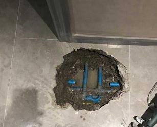 长海阳台漏水维修公司分享下暖气管道漏水的原因有哪些